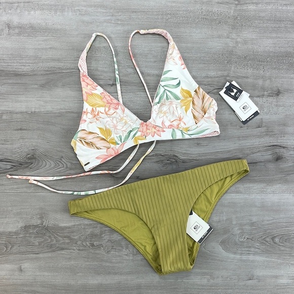 ☀️RIP CURL☀️ LA BONITA REVO CROP PREMIUM SURF CHEEKY PANT BIKINI SET - Picture 2 of 16